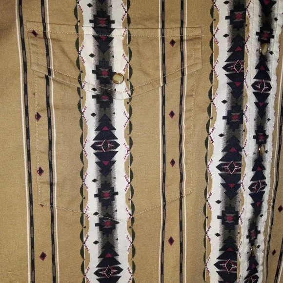 Western Wear Big MAN Long Sleeve Pearl Snap Button Down Shirt - Picture 3 of 6